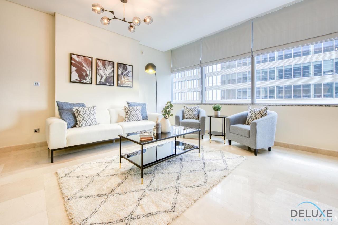 Rate Chic 1br With Balcony In Prime Spot By Deluxe Homes Apartment *